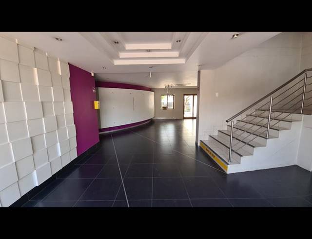 BUSINESS PROPERTY TO RENT IN VORNA VALLEY